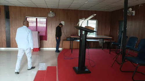 Audio podium - Image 2